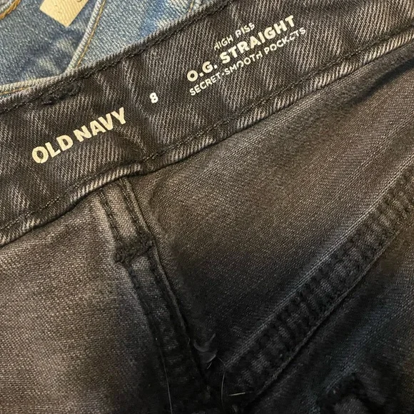 Old Navy OG Straight High Rise Shorts - Picture 4 of 5